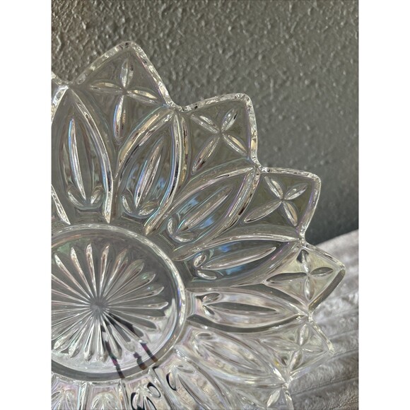 Federal Petal Clear Carnival Glass Circa 1960 Iridescent Salad Plate - Picture 4 of 11